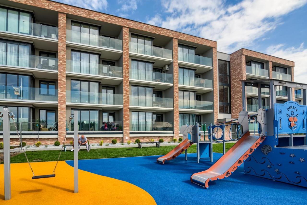 Apartament Czarna Perla Z Garazem 7 E Perlowa Przystan - Holiday City Kolobřeh Exteriér fotografie
